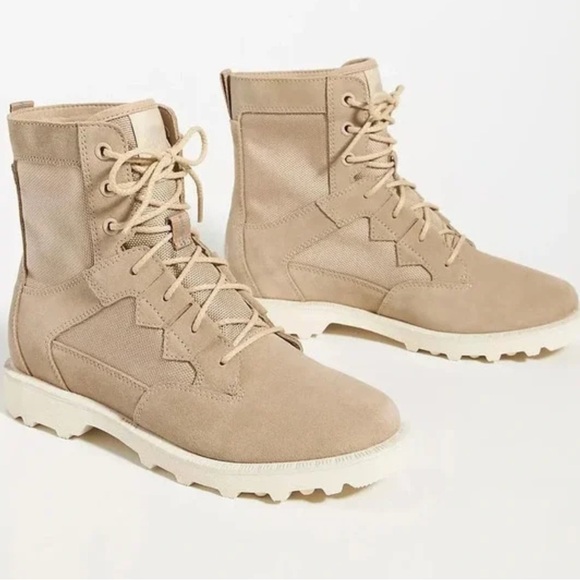 Sorel Caribou Lace-Up Boots - Picture 1 of 9